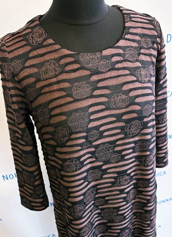 3D jaquard flowers brown dress