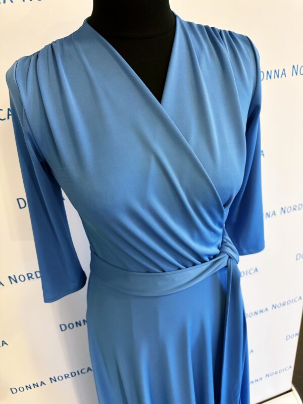 wrap dress blue