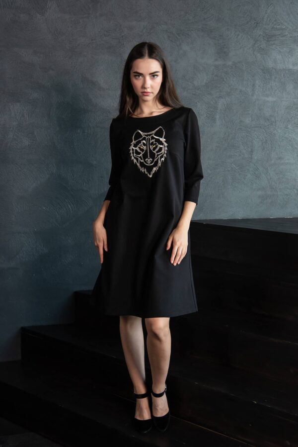 wolf embroidery black dress